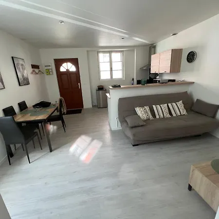 Apartment : Superbe T2 42m2 *