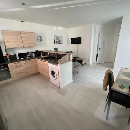 Escale Sereine - Sanctuaire Et Gare A 10 Minutes Apartamento